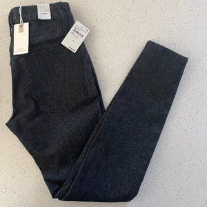 Good American Always Fits Skinny Jeans in Deep Blue Size 6-12
